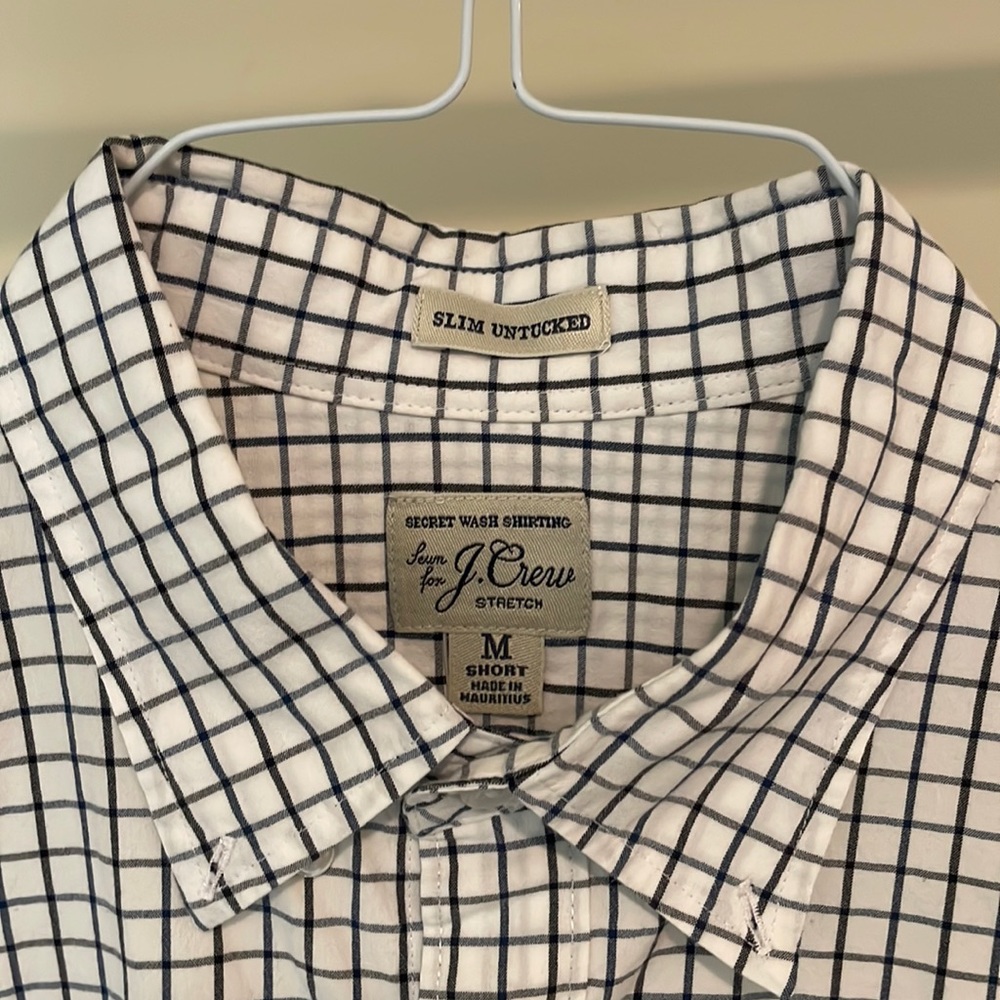 J. Crew Secret Wash Slim Untucked - Medium Short
